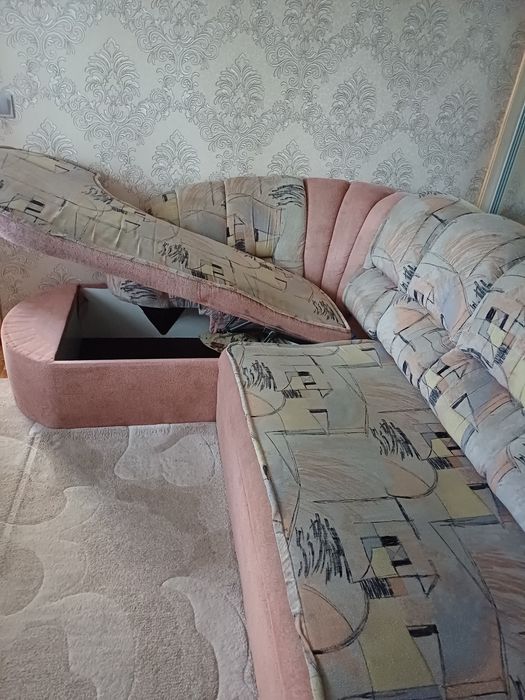 Продается мягкий уголок.