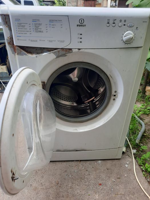 Пральна машина Indesit WISN 80