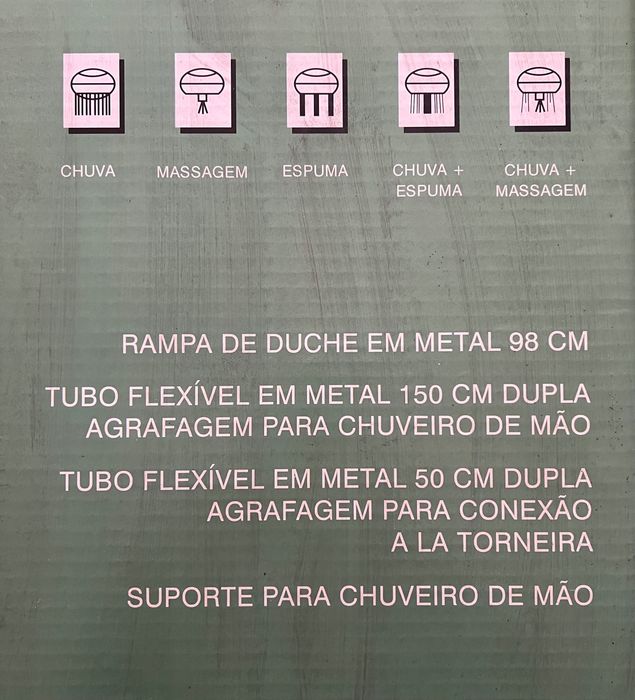 Coluna de duche em metal CAROL