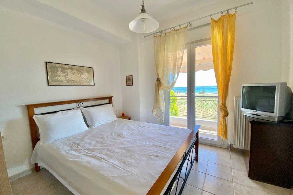 Греція. Халкідікі, пляж Паралія Діонісіо