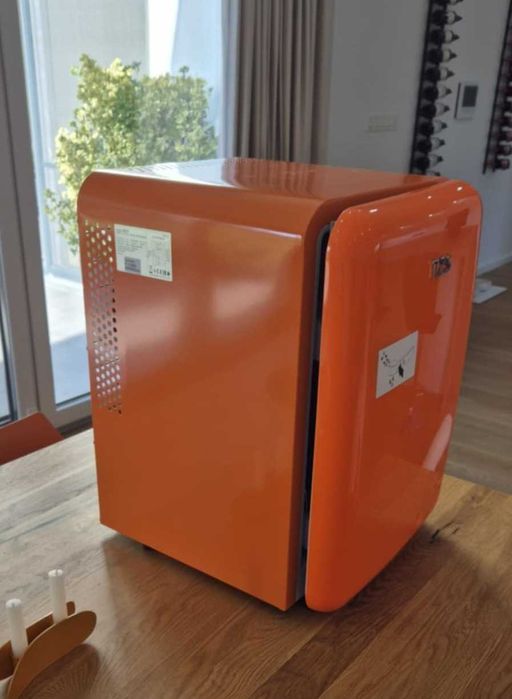 Lodówka FIRST AUSTRIA 40L pomarańczowa nowa