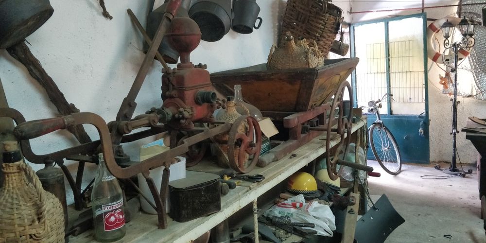 Utensílios Agrícolas Antigos - Decoração / Museu