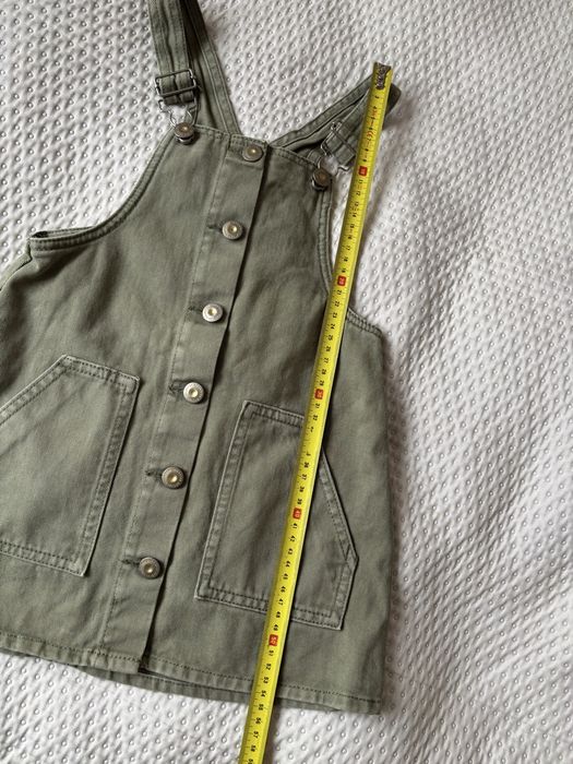 Sukienka ogrodniczka Zara 110 zielona khaki