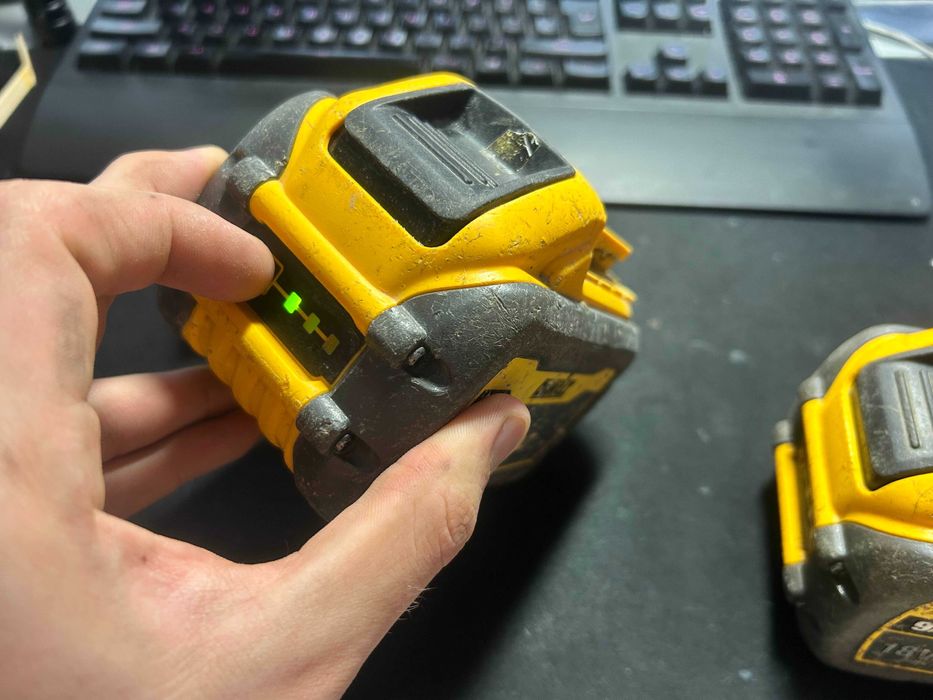 OKAZJA! Akumulator Dewalt FlexVolt 9Ah 18V/54V – 2021 rok