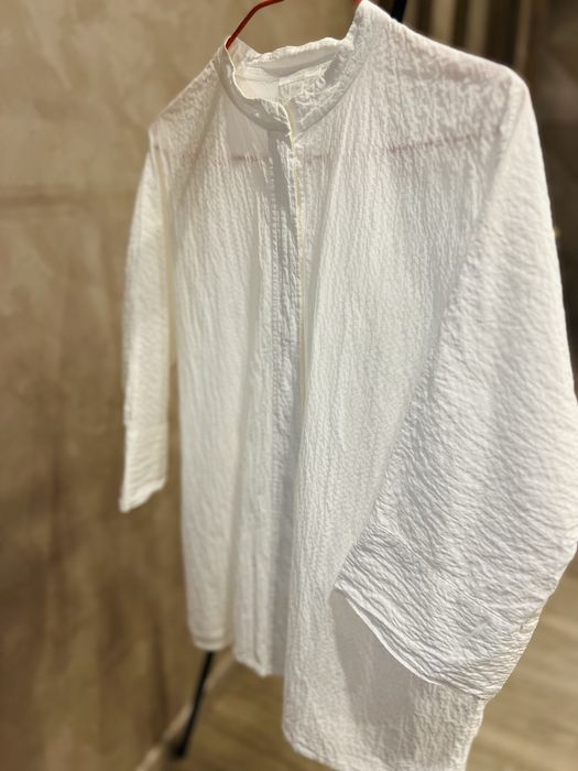 Сорочка  Cos з жатої тканини , розмір xs( оверсайз )