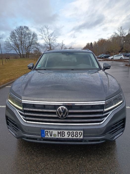 Авто Volksvagen Touareg