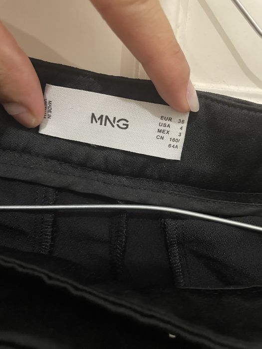 Calça elegante Mango