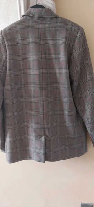 Blaser pull&bear, blanco.