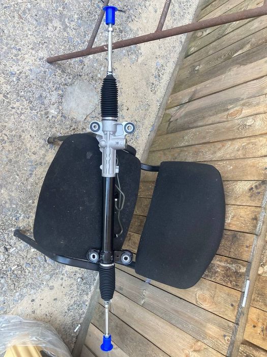 Кремова  рейка Honda CR-V 3 . . ,