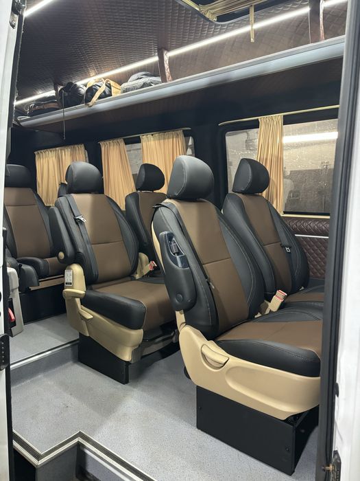 Індіаідуальні перевезеня комфортні Бусіки, два водія