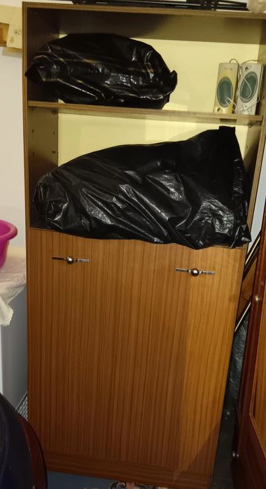 Móvel com cama embutida