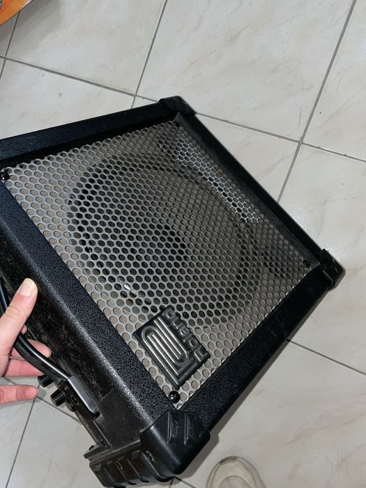 Amplificador Roland Cube 30