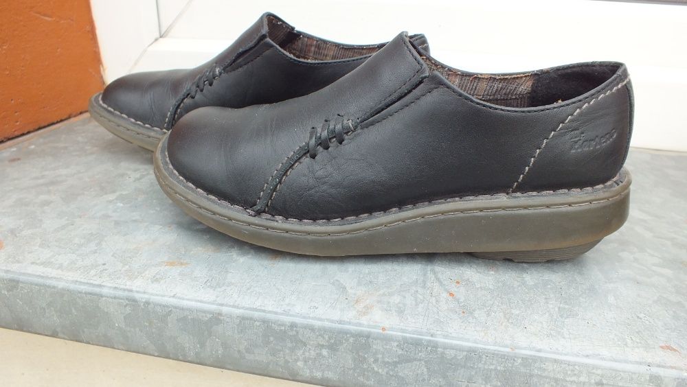 super buty skóra marki dr Martens roz 39
