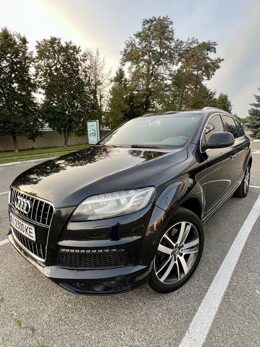 Продається Audi Q7