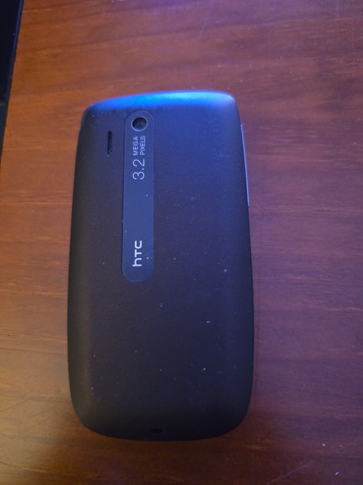 HTC Wildfire – Smartphone Android clássico