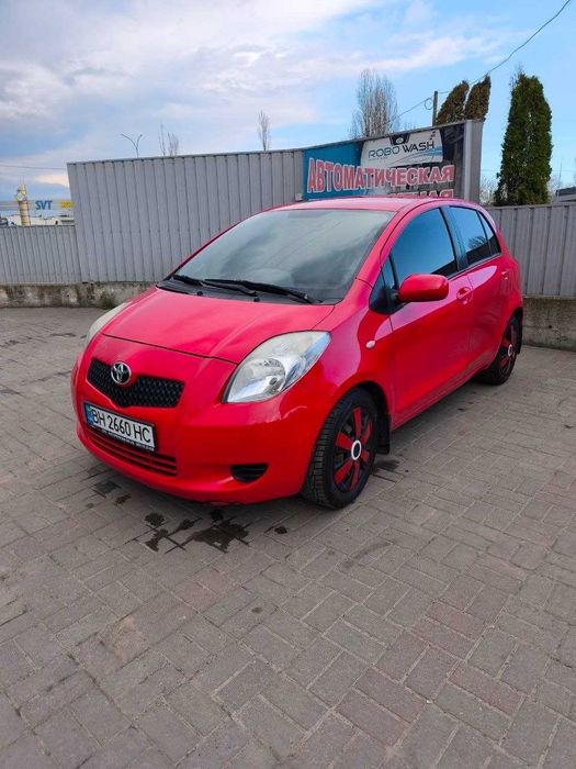 Toyota Yaris,2007, 1.3, МКП