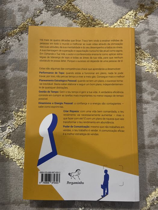 COMANDA A TUA VIDA- Livro novo