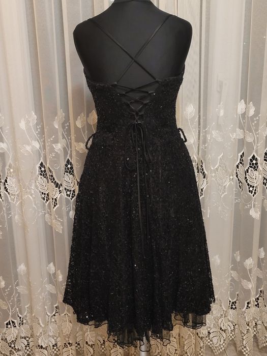 Zjawiskowa sukienka wieczorowa, sylwester, studniówka, karnawał roz 36