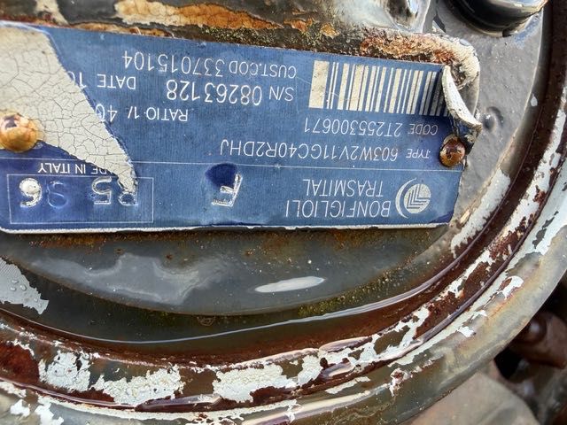 podwozie do wiertnicy 4-5 ton waga 760 kg używane brak silników hydraulicznych