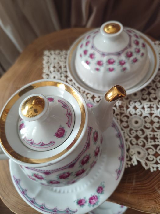 Порцеляновий посуд