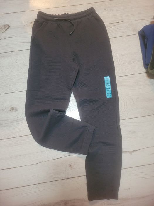 Spodnie dresy Sinsy nowe