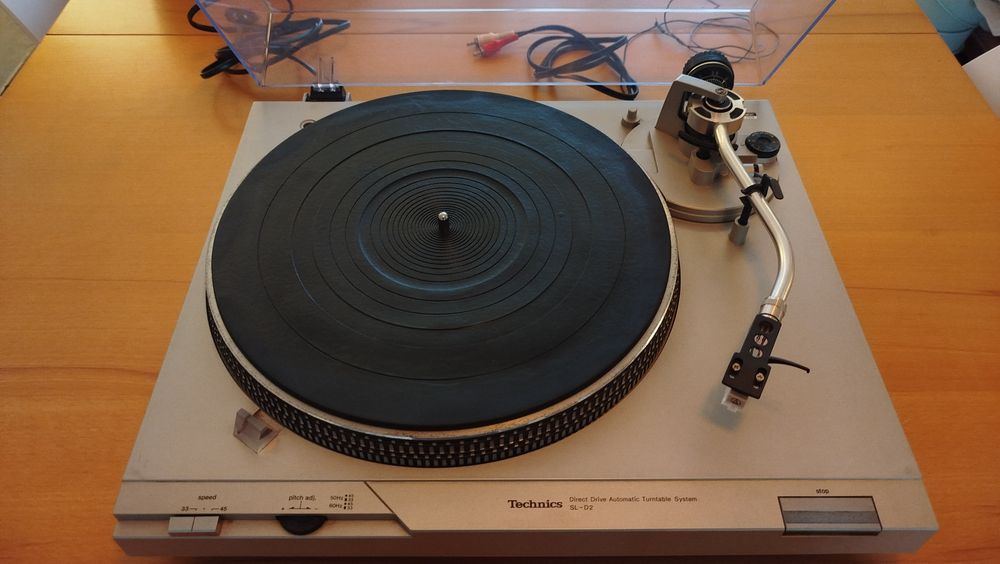 Gira discos Technics SL-D2
