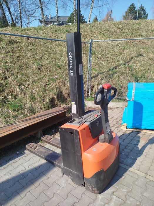 Wózek elektryczny Toyota BT STAXIO