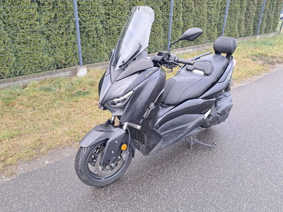 Yamaha X-max 400