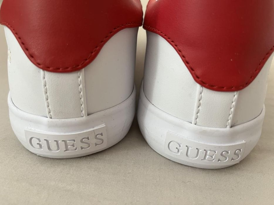 Nowe oryginalne buty damskie Guess sneakersy 39