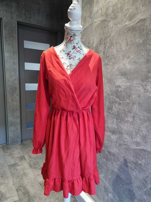 Nowa sukienka S / M Pakuten