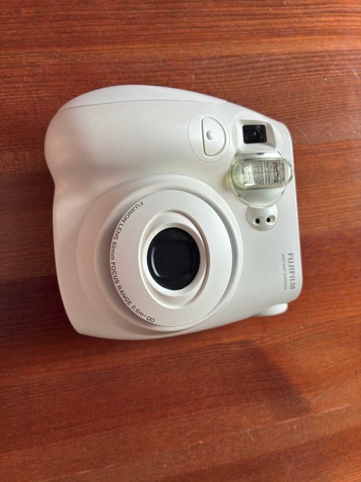 Aparat natychmiastowy Fujifilm Instax 7s Mini , stan bardzo dobry