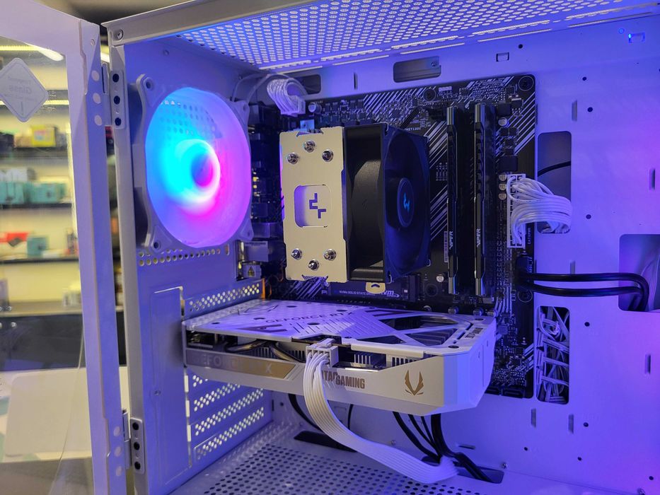 Komputer gamingowy PROROK Ryzen 5 RTX 5050 16GB RAM SSD 500GB Win11