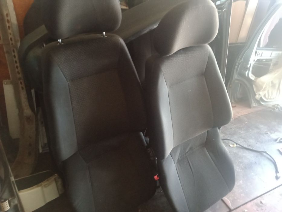 Передние сиденья на НИВУ ШЕВРОЛЕТ,2123