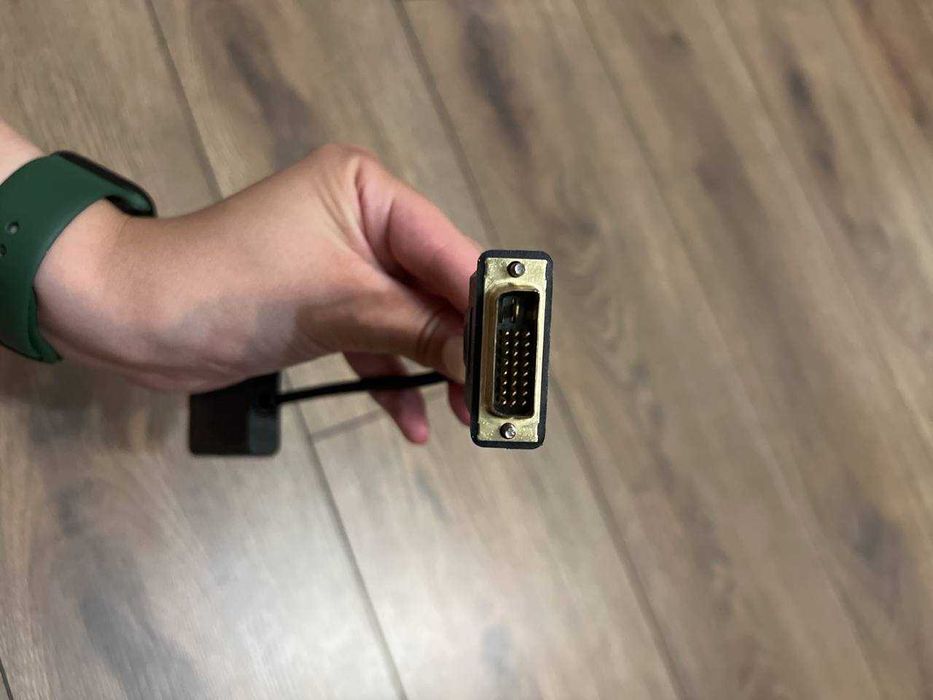 перехідник dvi to vga