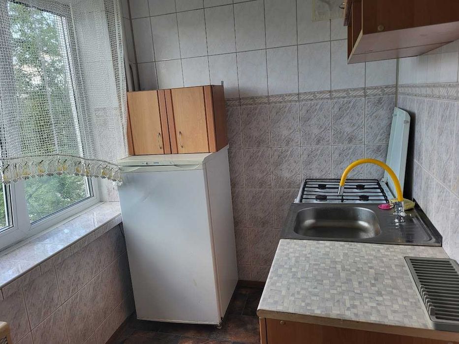 Київ здам 1 кім.квартиру метро Лісова