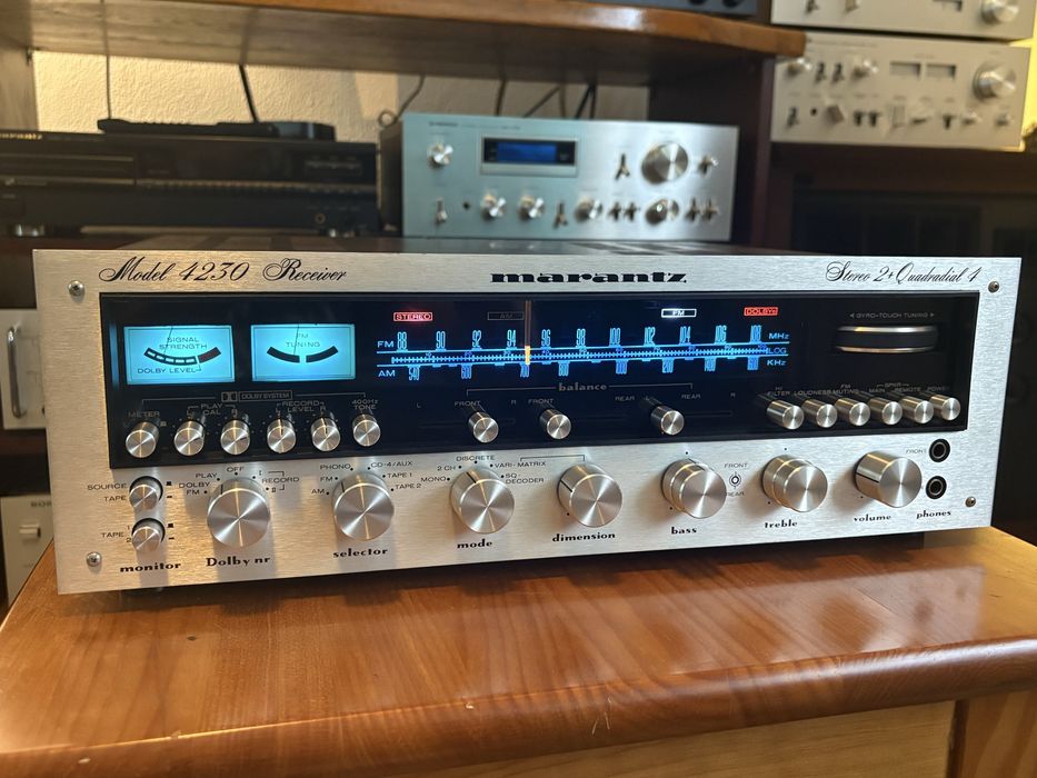 Receiver  Quadrofónico Marantz 4230