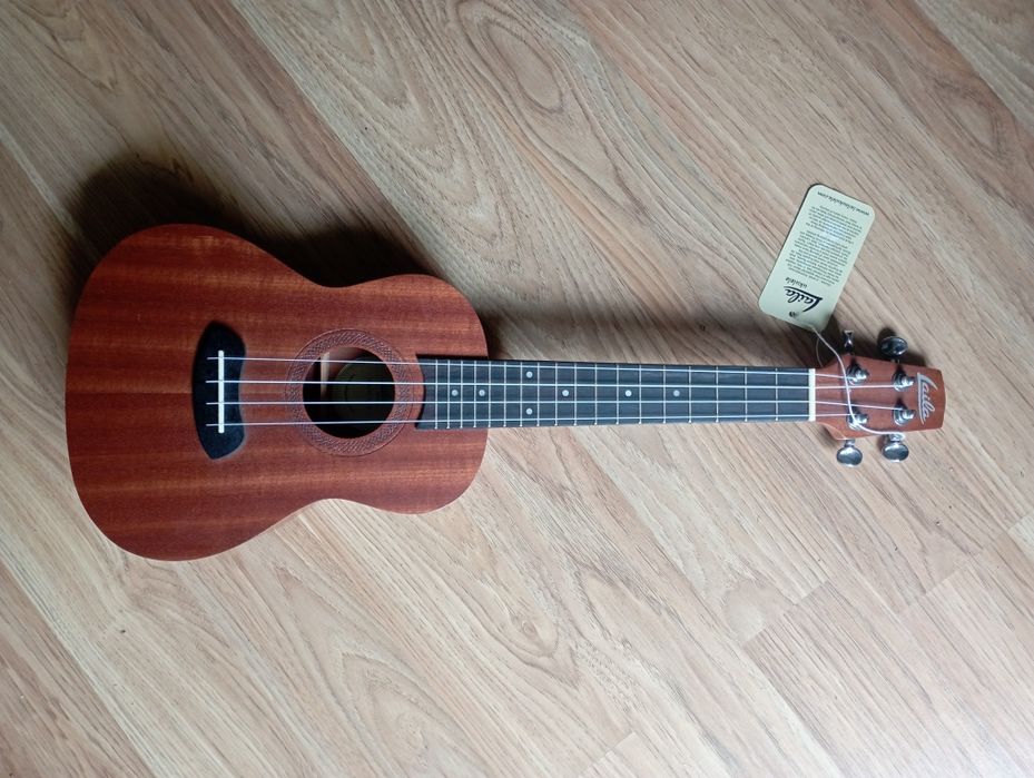 Ukulele Laila nowe z metką