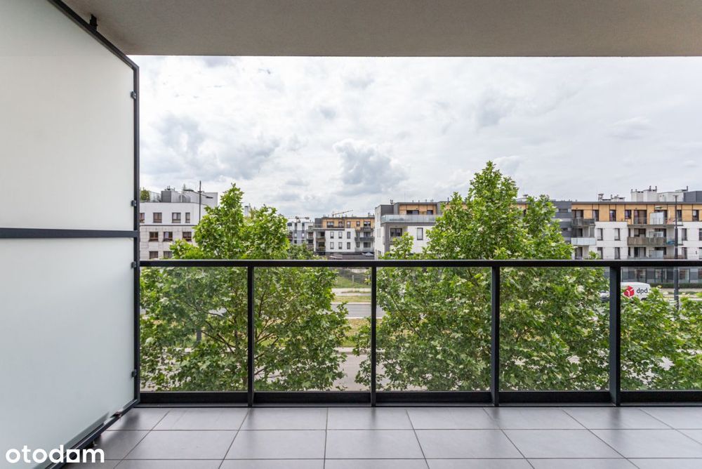 Garderoba | 2 miejsca | Wilanów | Tramwaj