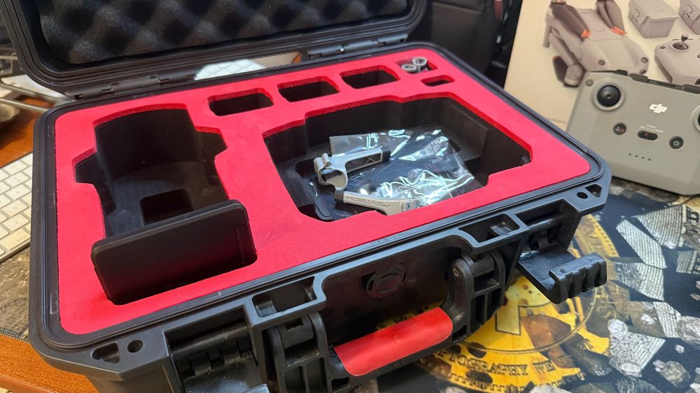 MEGA zestaw: DJI Air 2s Fly More Combo + DJI RC + dodatki - jak nowy!