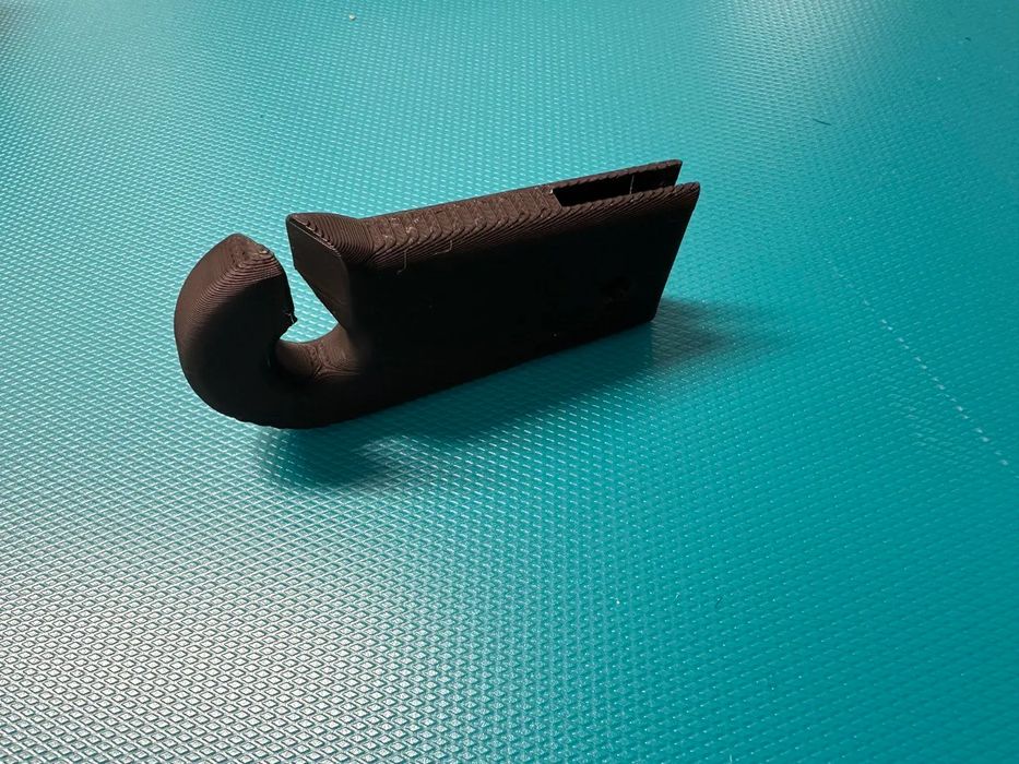 Isoladores de Argola para Cercas Elétricas