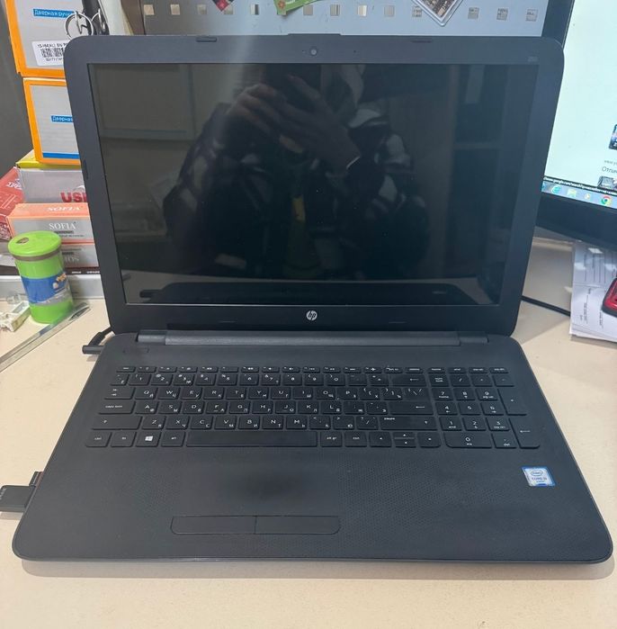 СРОЧHО ПРОДАМ!!! P 250 / i5-6200U / 12 ГБ ОЗУ / SSD 200 ГБ