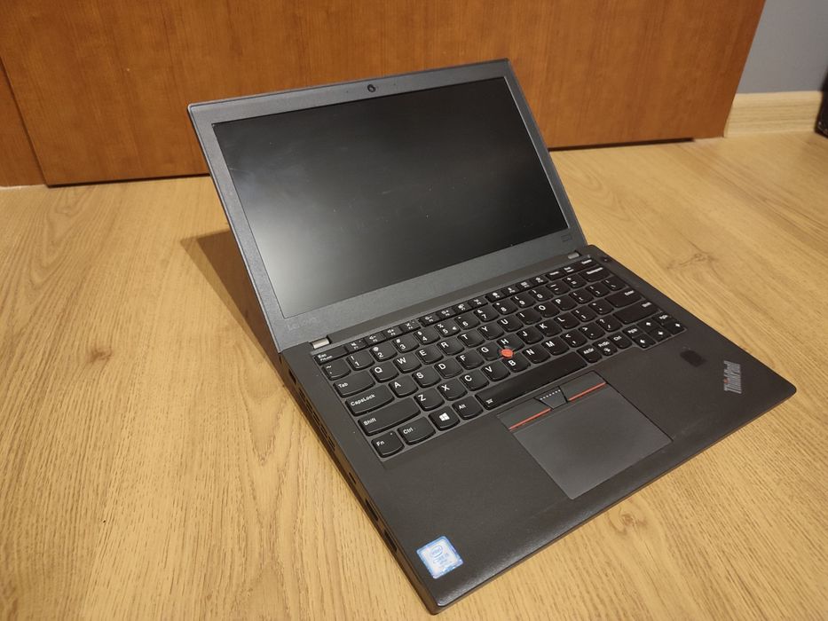 Laptop, ultrabook Lenovo ThinkPad x270 I5 2zasilacze + stacja dokująca