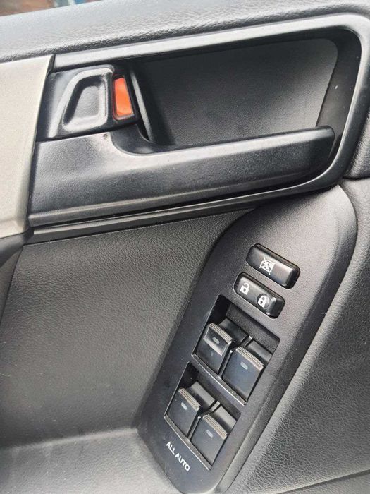 Toyota Land Cruiser Prado 2012 пропан-бутан бензин 2.7 позашляховик