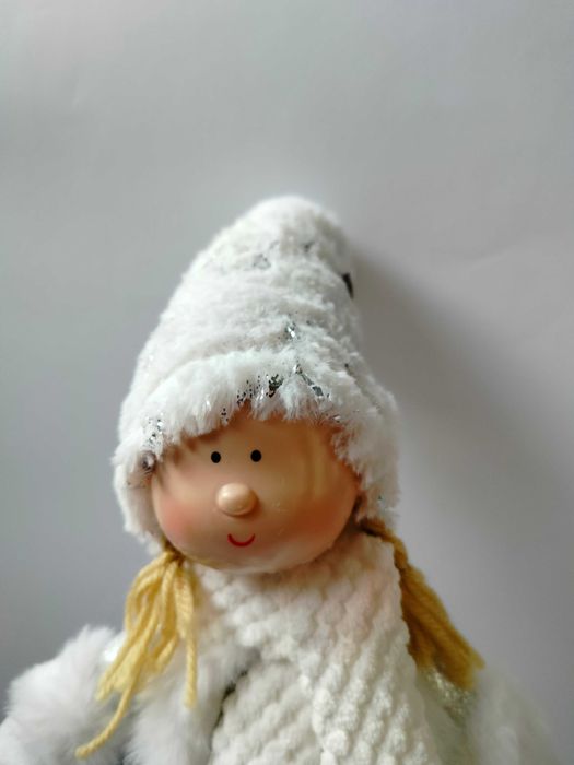 Figurka lalka skrzat elf zimowa dziewczynka biała srebrna hanmar 45cm