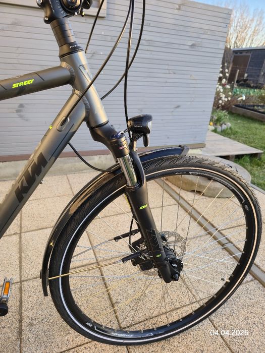 KTM Saragossa Street TREKKING