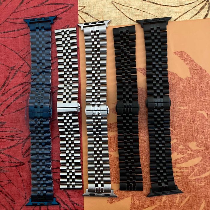 PULSEIRAS em aço inox e pele p/ relógios.
