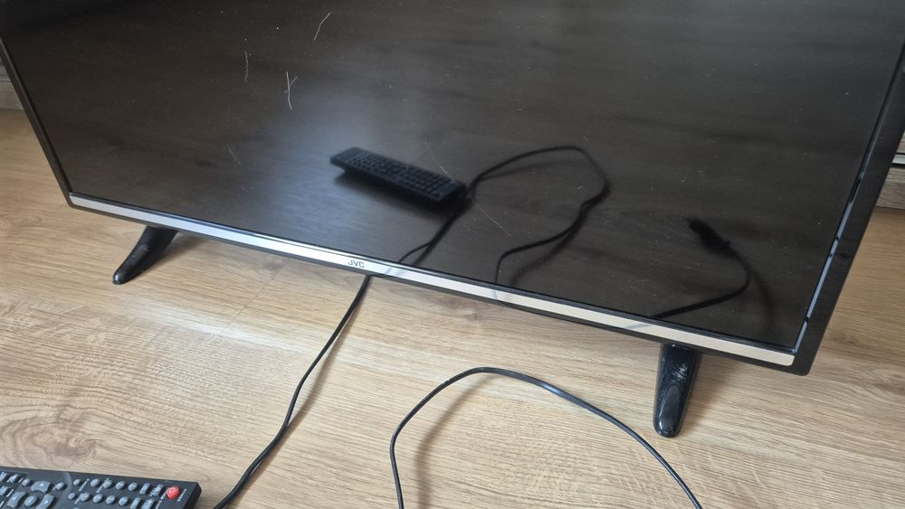 Telewizor JVC 32 Cale