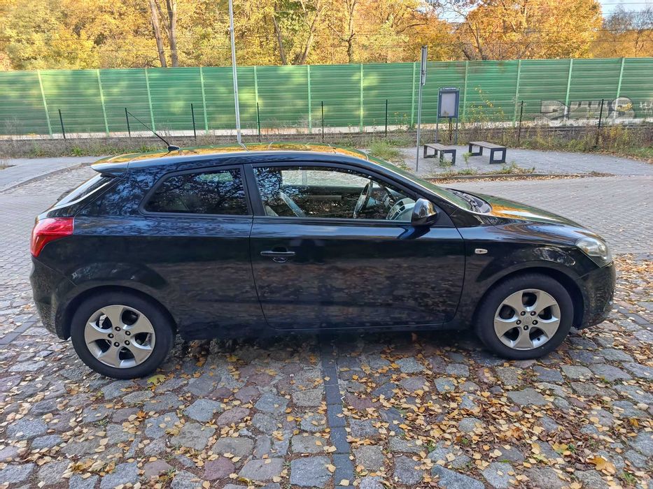KIA PRO CEED 2008r 2.0 benzyna 143KM