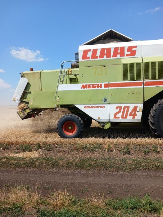 Комбайн Claas Mega 204