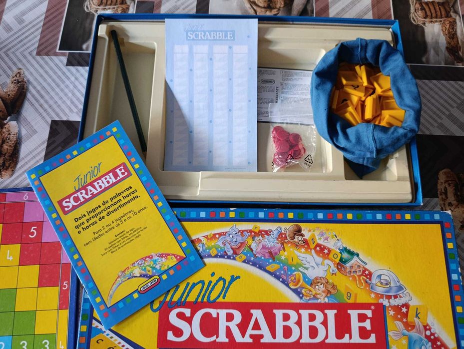 Jogo tabuleiro Scrabble